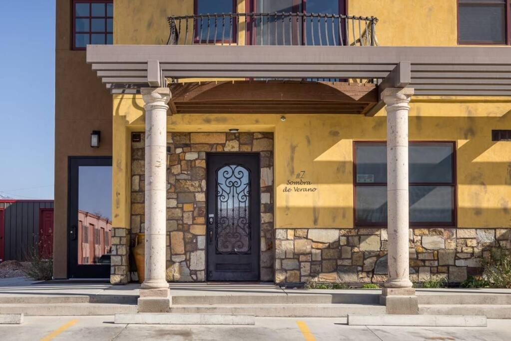 Luxury Downtown Rental Моаб Екстер'єр фото